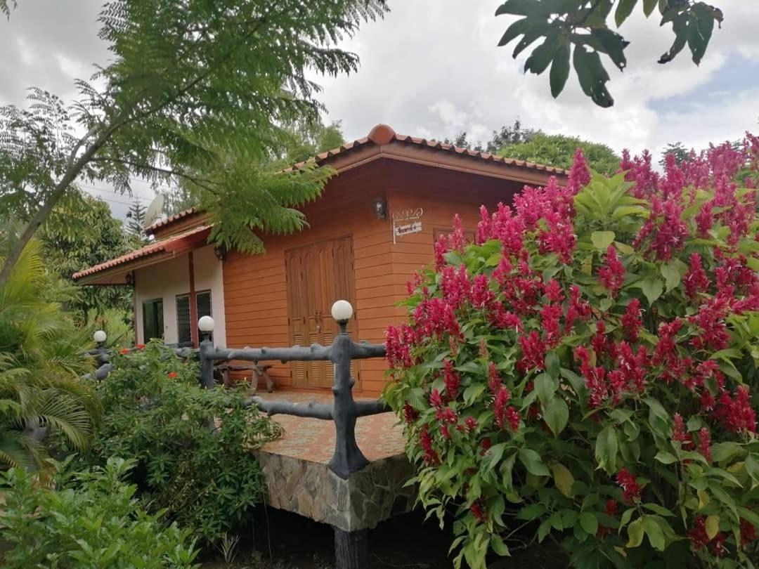 Indah Garden Hill Resort Phetchabun Exterior foto